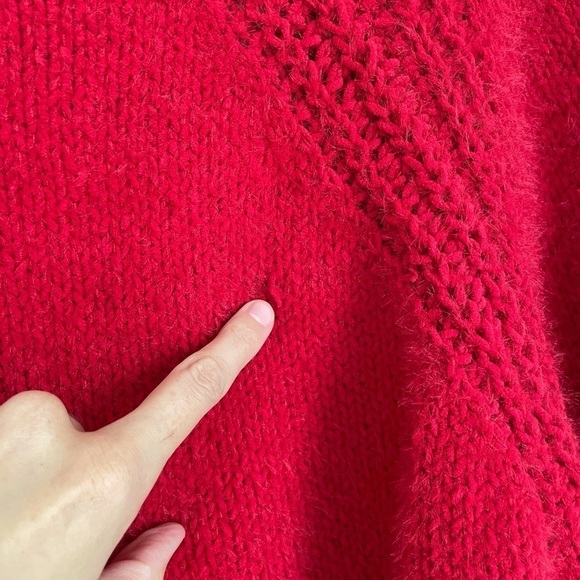 Sweater - Picture 3 of 5